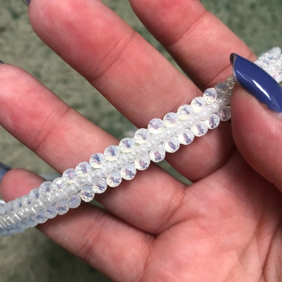 NWT ANN TAYLOR WHITE BEADED HEADBAND - Picture 4 of 4